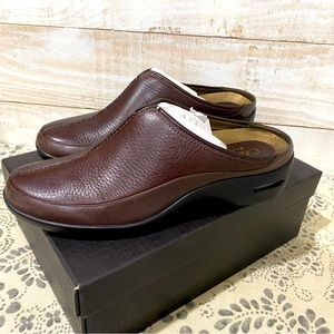 EUC Cole Haan Chocolate Brown mule shoe size 9 🤎